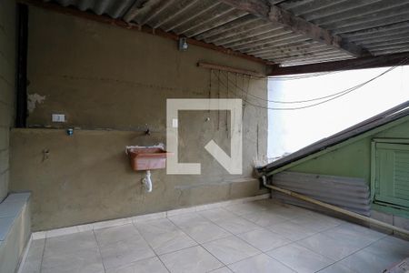 Casa à venda com 72m², 2 quartos e 1 vagaÁrea de Serviço