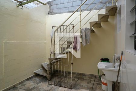 Casa à venda com 72m², 2 quartos e 1 vagaÁrea de Serviço