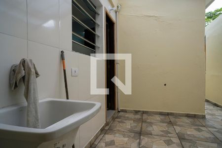 Casa à venda com 72m², 2 quartos e 1 vagaÁrea de Serviço