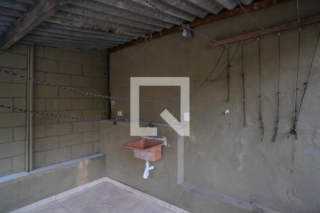 Casa à venda com 72m², 2 quartos e 1 vagaÁrea de Serviço