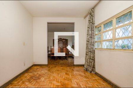 Casa à venda com 4 quartos, 300m² em Incofindência, Belo Horizonte