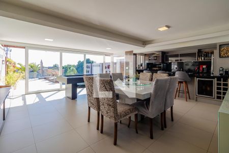 Sala de casa à venda com 4 quartos, 427m² em Ipanema, Porto Alegre