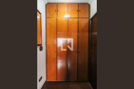 Casa à venda com 300m², 3 quartos e 4 vagasCloset da Suíte