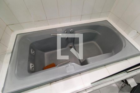 Casa à venda com 300m², 3 quartos e 4 vagasBanheiro Social 1