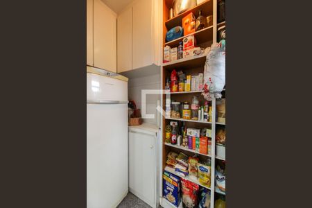 Casa à venda com 300m², 3 quartos e 4 vagasDespensa