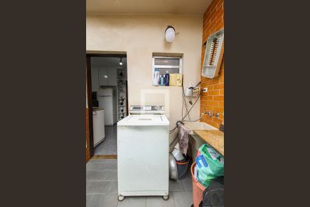 Casa à venda com 300m², 3 quartos e 4 vagasÁrea de Serviço 1