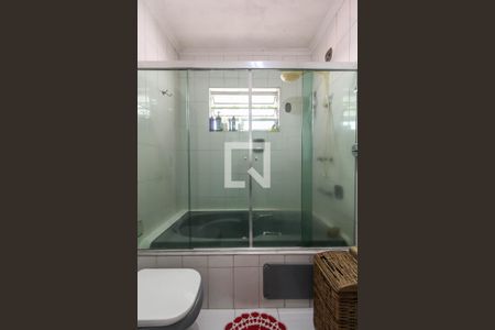 Casa à venda com 300m², 3 quartos e 4 vagasBanheiro da Suíte