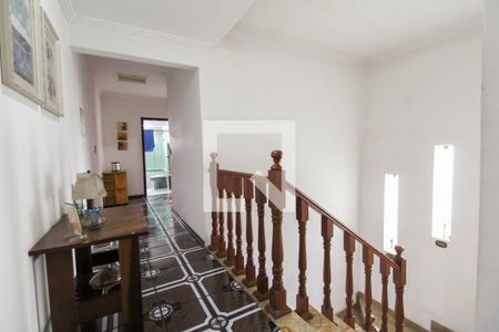 Casa à venda com 300m², 3 quartos e 4 vagasHall