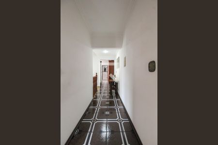 Casa à venda com 300m², 3 quartos e 4 vagasCorredor