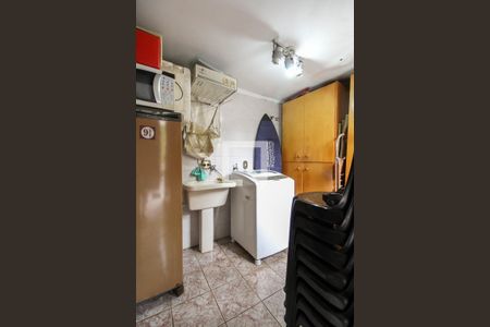 Casa à venda com 300m², 3 quartos e 4 vagasÁrea de Serviço 2