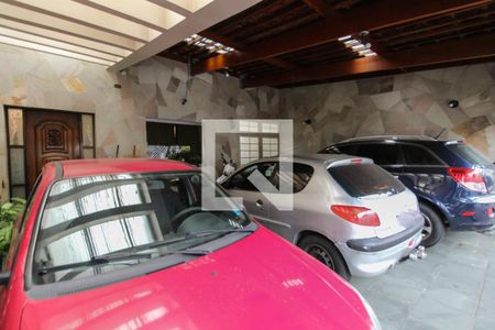 Casa à venda com 300m², 3 quartos e 4 vagasGaragem