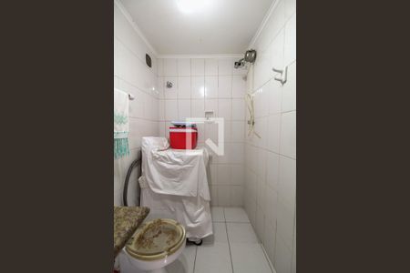 Casa à venda com 300m², 3 quartos e 4 vagasBanheiro de serviço