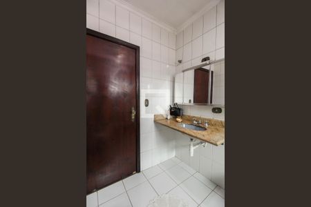 Casa à venda com 300m², 3 quartos e 4 vagasBanheiro Social 1