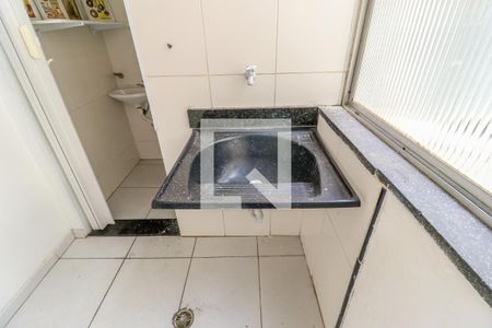 Apartamento para alugar com 80m², 3 quartos e sem vagaÁrea de Serviço