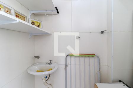 Apartamento para alugar com 80m², 3 quartos e sem vagaBanheiro de serviço