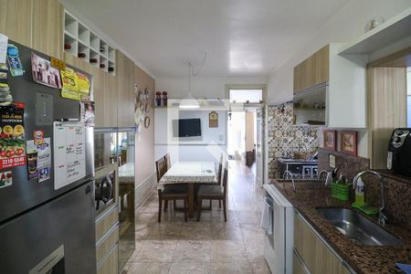 Casa à venda com 243m², 3 quartos e 3 vagasCozinha