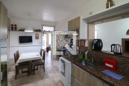 Casa à venda com 243m², 3 quartos e 3 vagasCozinha