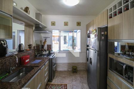 Casa à venda com 243m², 3 quartos e 3 vagasCozinha