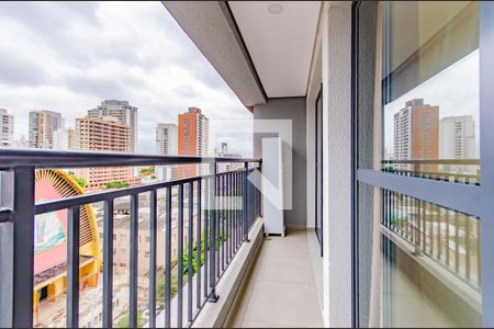 Studio para alugar com 33m², 1 quarto e sem vaga Studio para alugar com 33m², 1 quarto e sem vagaVaranda