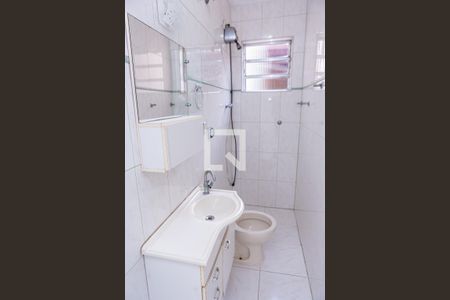 Casa para alugar com 80m², 2 quartos e 3 vagas Casa para alugar com 80m², 2 quartos e 3 vagasBanheiro do Quarto 2