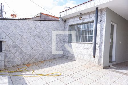 Casa para alugar com 80m², 2 quartos e 3 vagas Casa para alugar com 80m², 2 quartos e 3 vagasGaragem