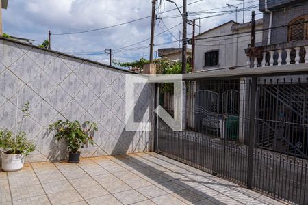 Casa para alugar com 80m², 2 quartos e 3 vagas Casa para alugar com 80m², 2 quartos e 3 vagasGaragem