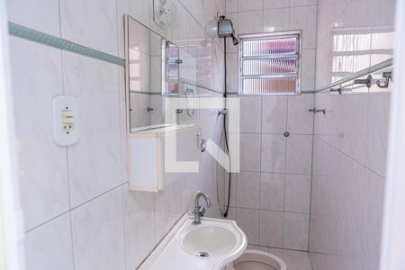 Casa para alugar com 80m², 2 quartos e 3 vagas Casa para alugar com 80m², 2 quartos e 3 vagasBanheiro do Quarto 2