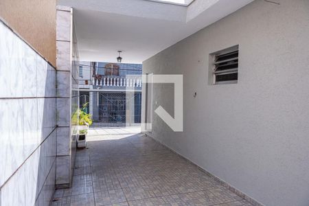 Casa para alugar com 80m², 2 quartos e 3 vagas Casa para alugar com 80m², 2 quartos e 3 vagasGaragem