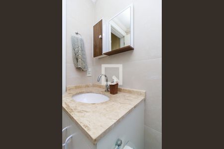 Apartamento à venda com 83m², 3 quartos e 2 vagasBanheiro 2