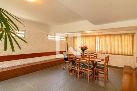 Apartamento à venda com 75m², 2 quartos e 1 vagaÁrea comum