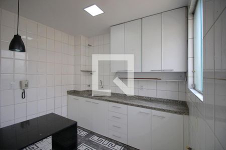 Apartamento à venda com 180m², 4 quartos e 2 vagasCozinha