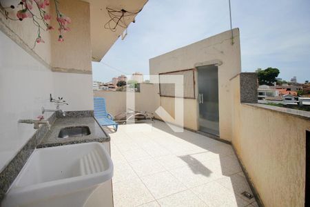 Apartamento à venda com 180m², 4 quartos e 2 vagasVaranda – 2º piso