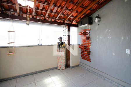 Apartamento à venda com 180m², 4 quartos e 2 vagasVaranda coberta