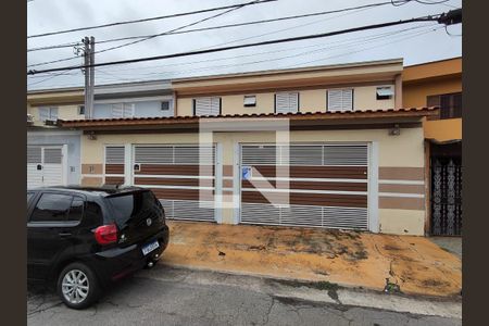 Casa à venda com 89m², 3 quartos e 3 vagasFachada