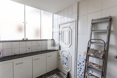 Apartamento à venda com 180m², 5 quartos e 2 vagasÁrea de Serviço 1