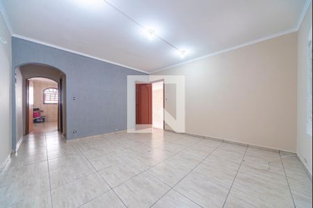 Sala de casa à venda com 2 quartos, 186m² em Vila Scarpelli, Santo André