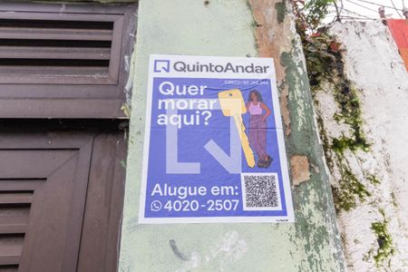 Casa para alugar com 115m², 3 quartos e 1 vaga Casa para alugar com 115m², 3 quartos e 1 vagaFachada