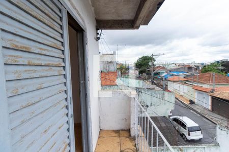 Casa para alugar com 115m², 3 quartos e 1 vaga Casa para alugar com 115m², 3 quartos e 1 vagaVaranda