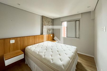 Quarto 1 de apartamento para alugar com 1 quarto, 71m² em Vila Madalena, São Paulo