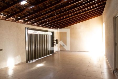 Casa para alugar com 200m², 3 quartos e 3 vagasGaragem