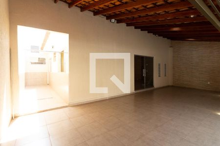 Casa para alugar com 200m², 3 quartos e 3 vagasGaragem
