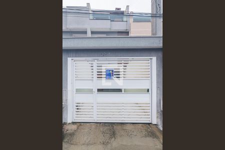 Casa para alugar com 154m², 2 quartos e 2 vagasFachada