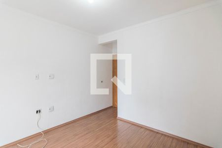 Quarto 1 Suite de casa para alugar com 2 quartos, 154m² em Vila Cecília Maria, Santo André