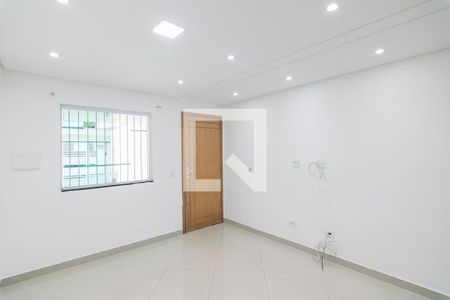 Sala de casa à venda com 2 quartos, 154m² em Vila Cecília Maria, Santo André