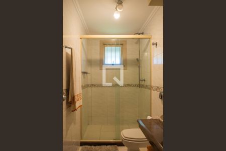 Casa à venda com 285m², 4 quartos e 4 vagasBanheiro 