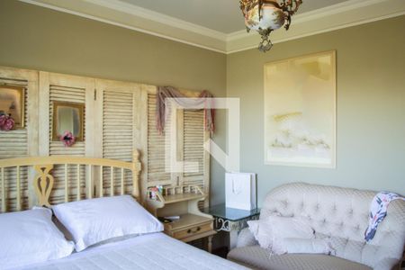 Casa à venda com 285m², 4 quartos e 4 vagasSuite 1