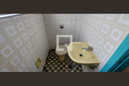 Casa para alugar com 472m², 2 quartos e 1 vagaBanheiro 2