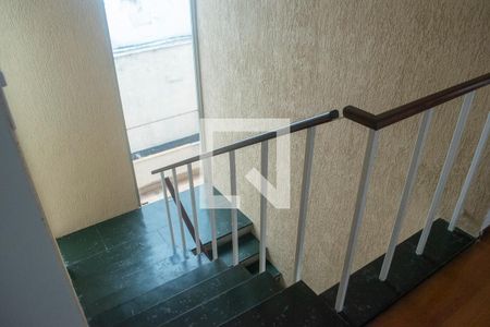 Casa à venda com 250m², 3 quartos e 5 vagas Casa à venda com 250m², 3 quartos e 5 vagasHall social