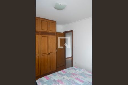 Casa à venda com 250m², 3 quartos e 5 vagas Casa à venda com 250m², 3 quartos e 5 vagasQuarto 2