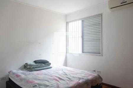 Casa à venda com 250m², 3 quartos e 5 vagas Casa à venda com 250m², 3 quartos e 5 vagasQuarto 2